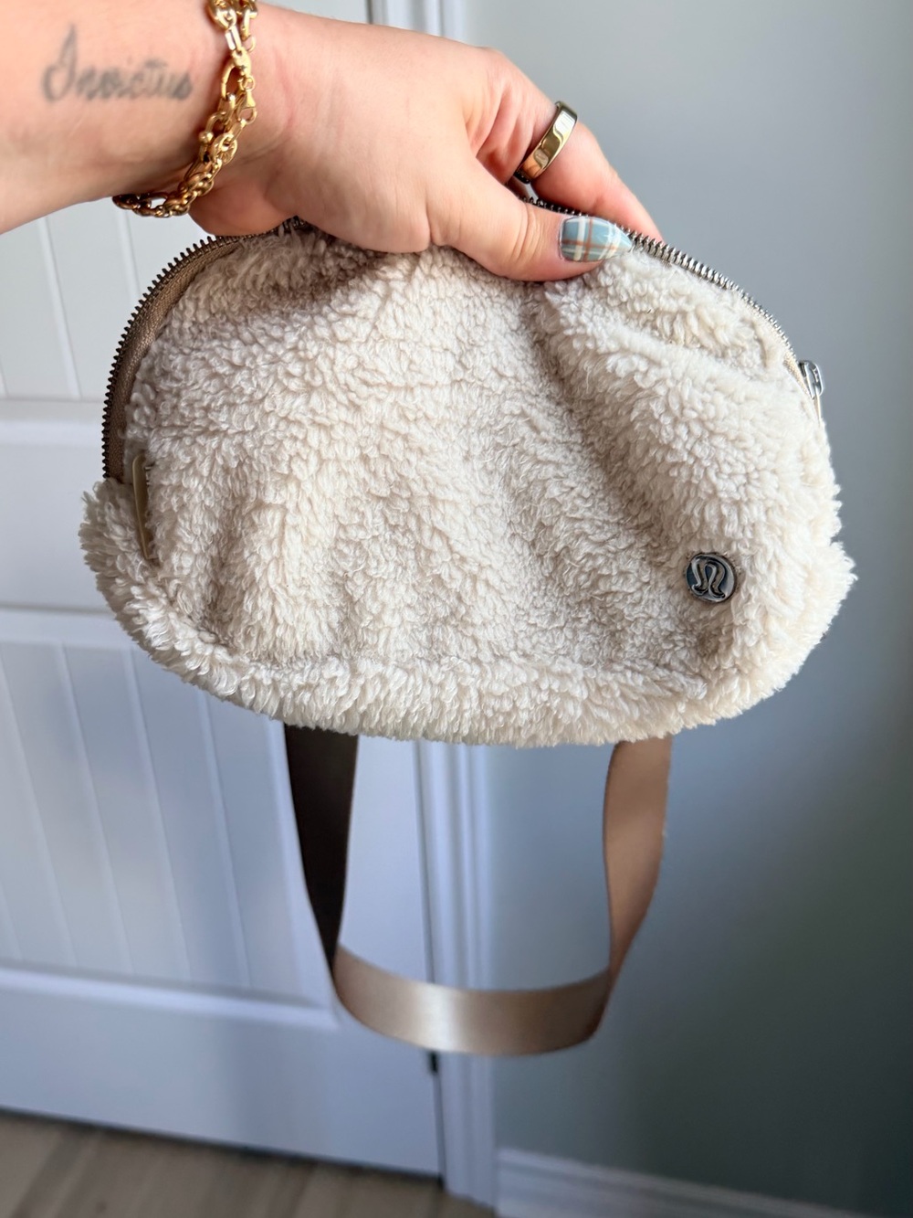 lululemon athletica Cream Sherpa Crossbody Shoulder Bag